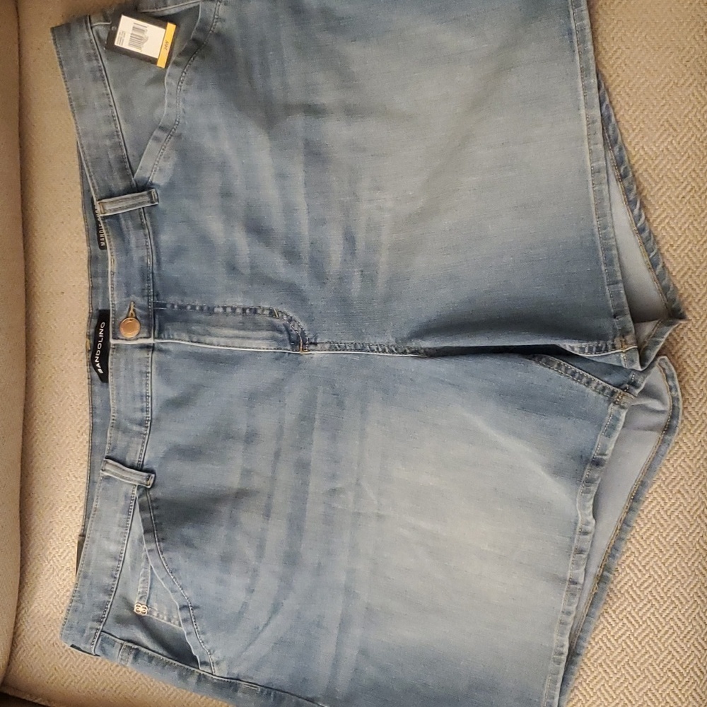 Bandolino Mandie Denim Shorts